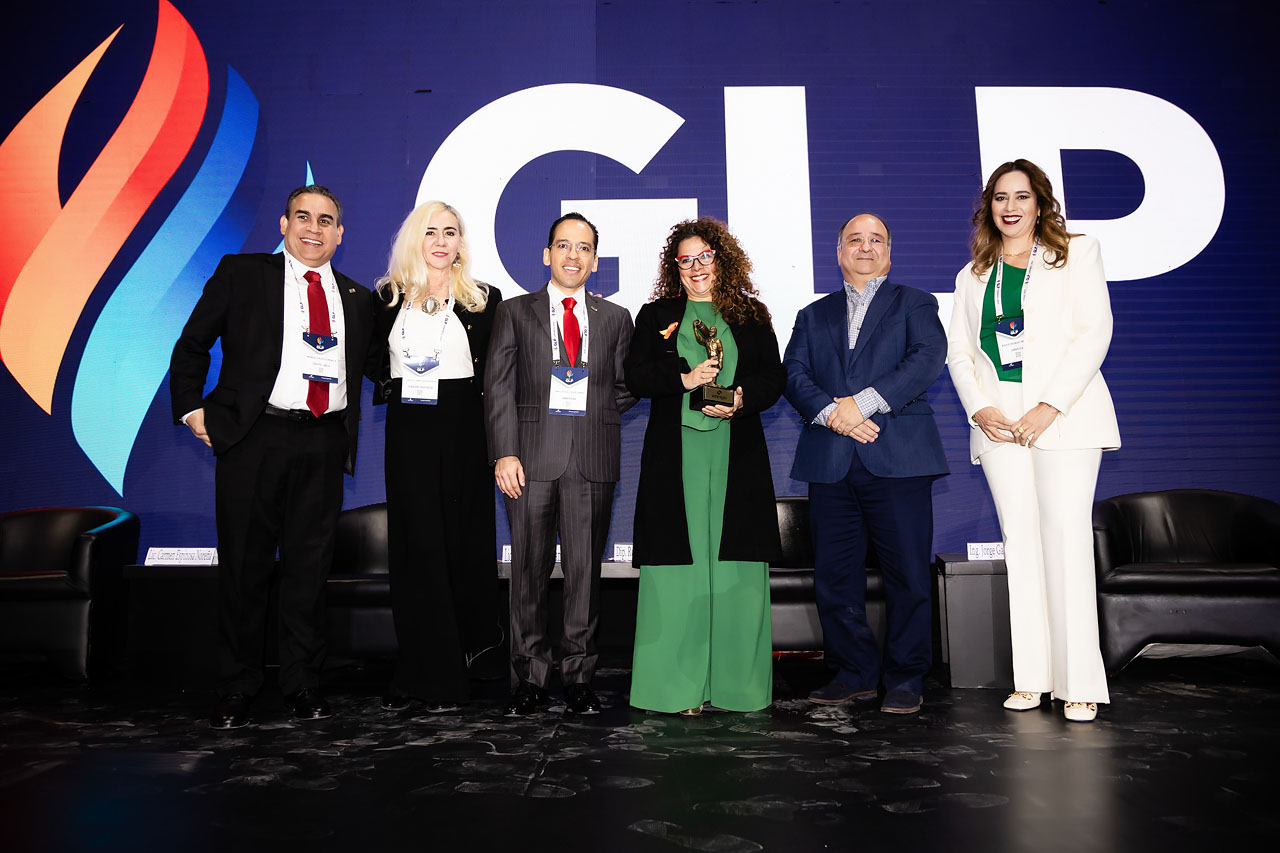 008 congreso summit evento corporativo.jpg